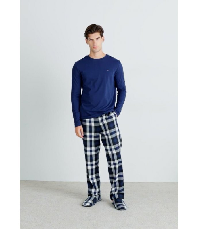 Tommy Hilfiger Pigiama Uomo Set Regalo Caldo Cotone con Pantofole UM0UM03374-0VC Tommy Hilfiger Pigiama Uomo Set Regalo Caldo Cotone con Pantofole UM0UM03374-0VC